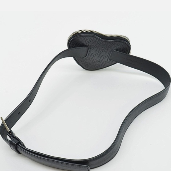 🧸YSL HEART ♥️ BELT-BAG♥️ LIKE NEW! 2 in 1 - Picture 6 of 10